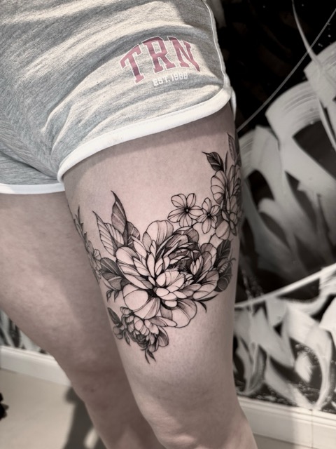 black-grey-tattoo-tetovanie-kosice