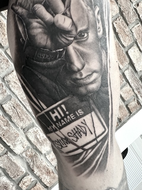 black-grey-tattoo-tetovanie-v-kosiciach