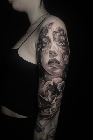 VIKY 11 683x1024-tattoo-tetovanie-kosice-central-ink